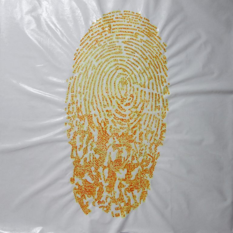 Fingerprint 3, Mixed media on Canvas (Under the light), 200 × 200 cm, 2018 指紋 3，複合媒材、畫布(開燈)，200 × 200 cm，2018