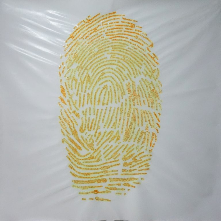 Fingerprint 8, Mixed media on Canvas (Under the light), 200 × 200 cm, 2019 指紋 8，複合媒材、畫布(開燈)，200 × 200 cm，2019
