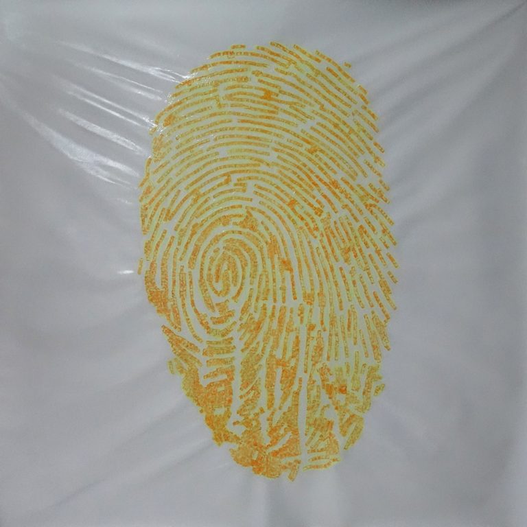 Fingerprint 9, Mixed media on Canvas (Under the light), 200 × 200 cm, 2019 指紋 9，複合媒材、畫布(開燈)，200 × 200 cm，2019